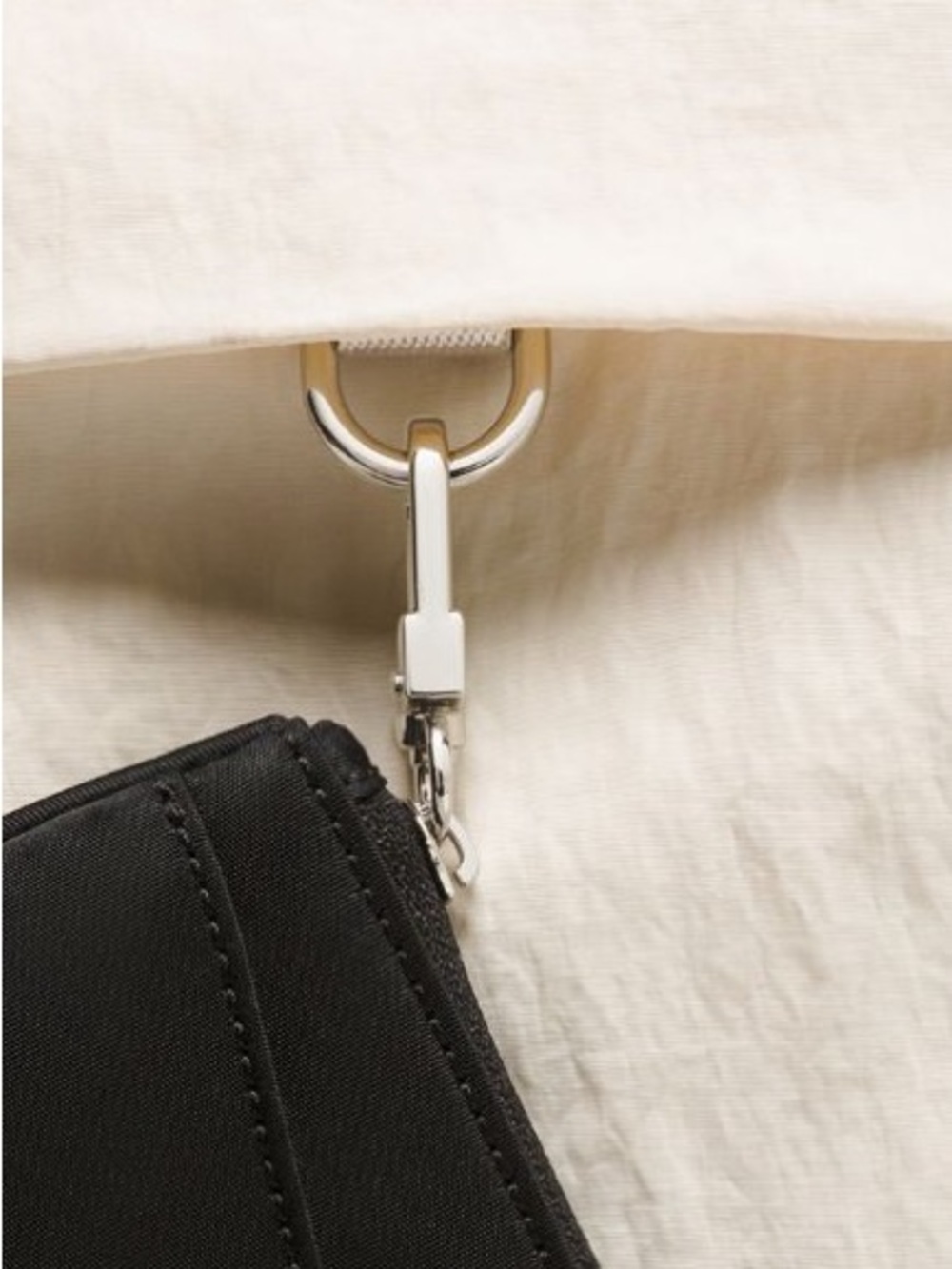 LULULEMON Clippable Card Holder NWT - Picture 4 of 5